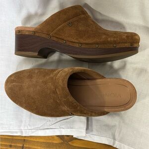 Vionic Womens Kacie Heeled Suede Clog Sz 8 Wooden Platform Orthotic Arch Support